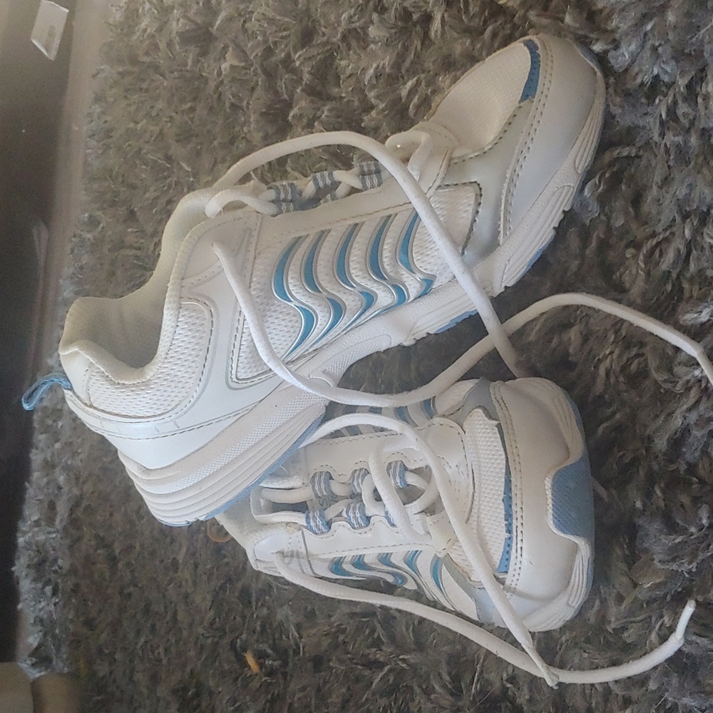 DANSKIN | blue and white sneakers| 6 1/2